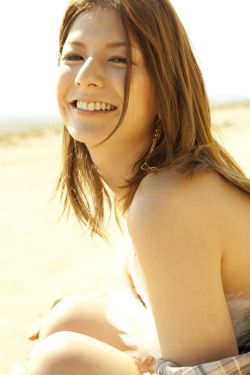 亚洲女人下面毛茸茸湿漉漉