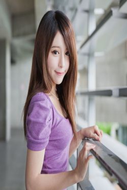 先脱光光洗澡再自慰~