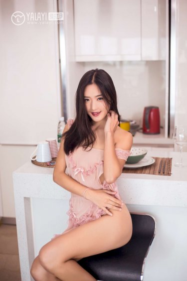 tk美女英语老师丝袜脚心