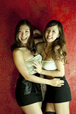 胸大长腿韩国女网红
